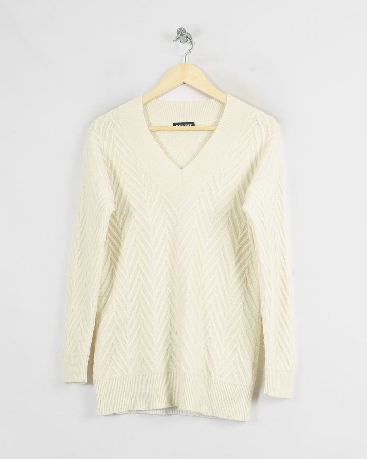 Repeat Col V Beige